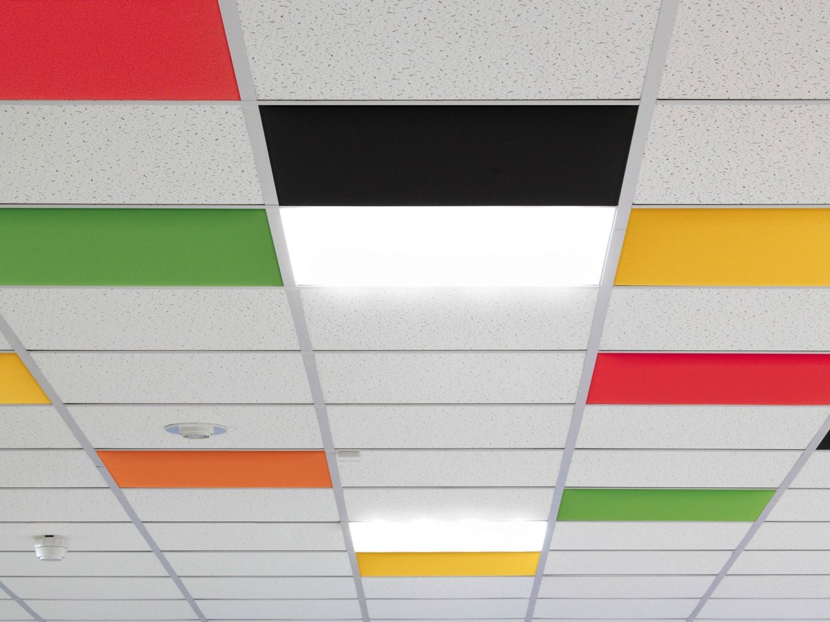 Потолок Армстронг цветной