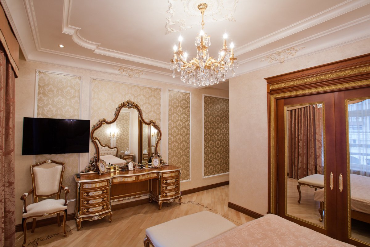 Подвесные потолки в классическом стиле