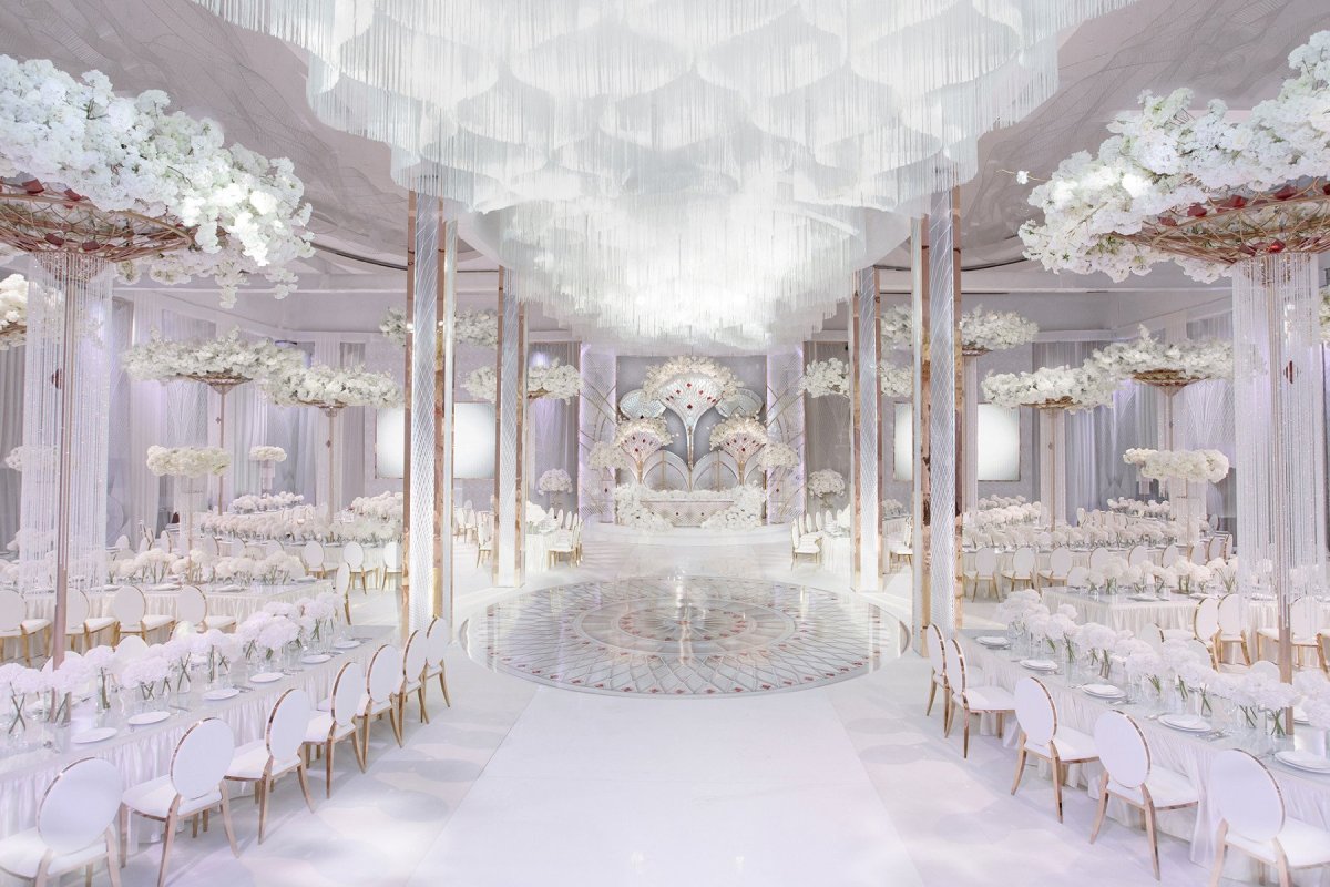 Световое украшение на свадьбу