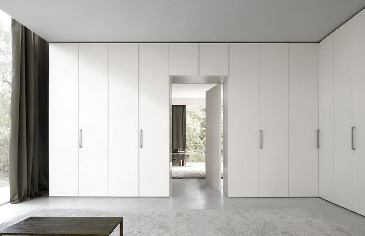 Распашной шкаф Пассаж