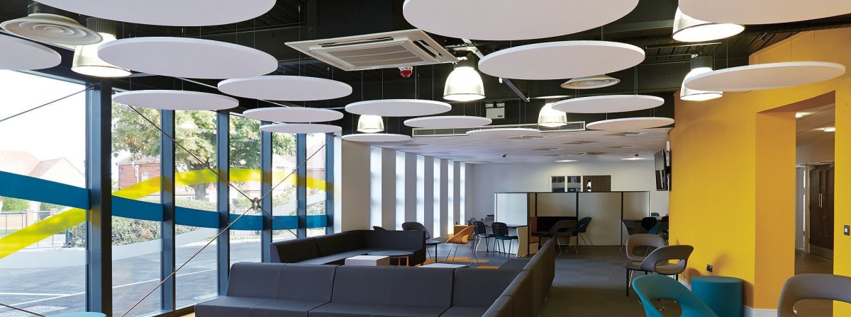 Кэнопи Армстронг