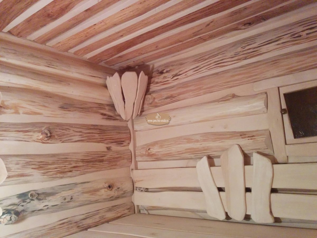 Баня обшитая необрезной доской
