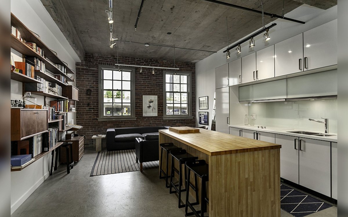 Потолок в стиле лофт Индастриал