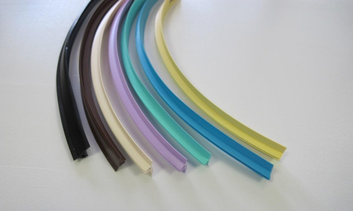 Лента для натяжного. Потолка маскировочная натяжного