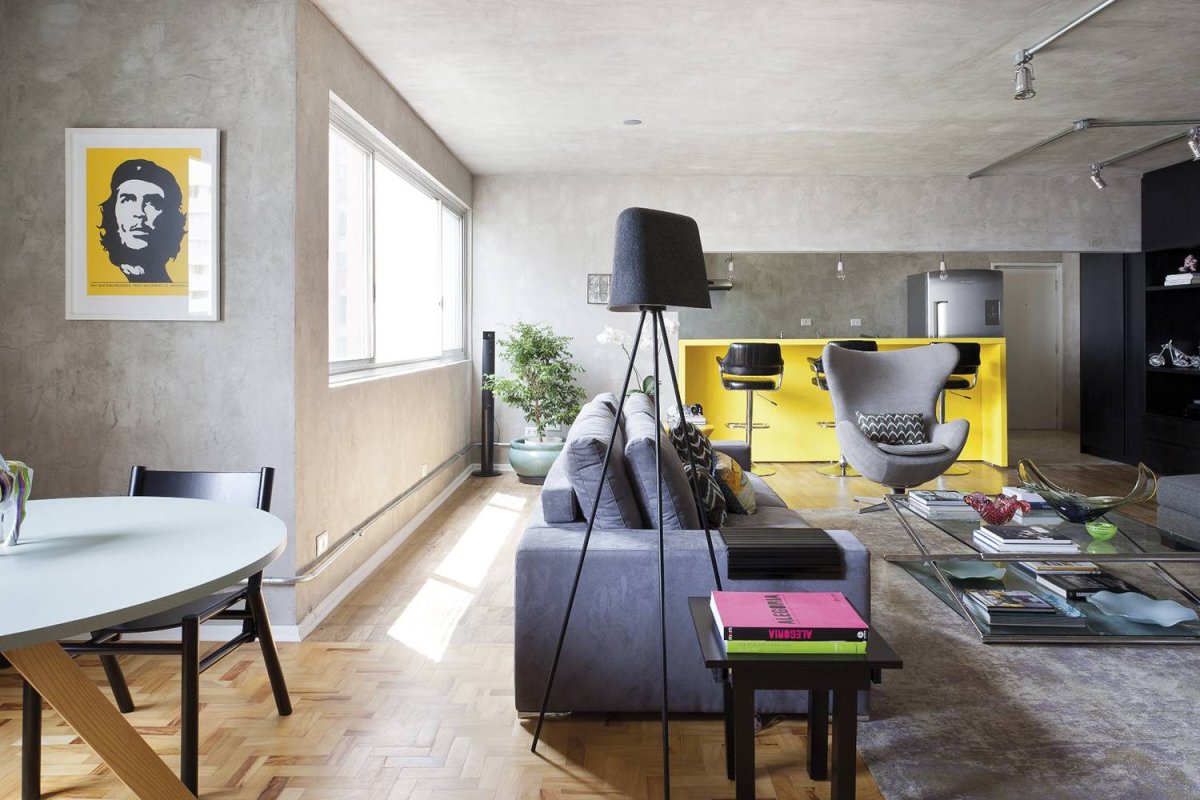 Окрашенный бетонный потолок