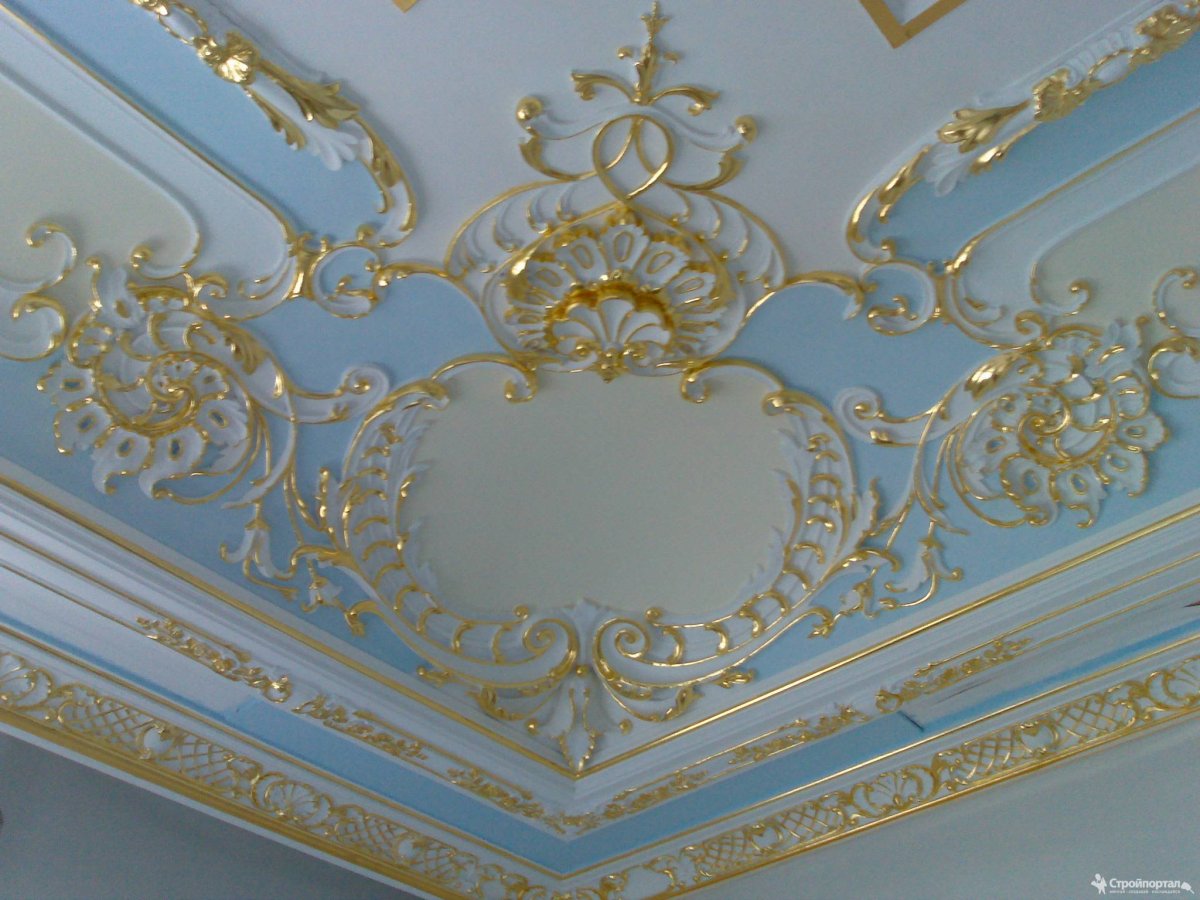 Пенопластовый декор для потолка