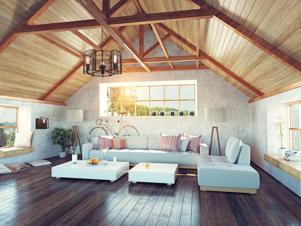 Деревянный дом без потолка