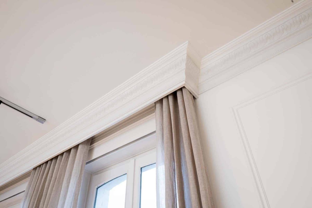 Карниз потолочный закругленный