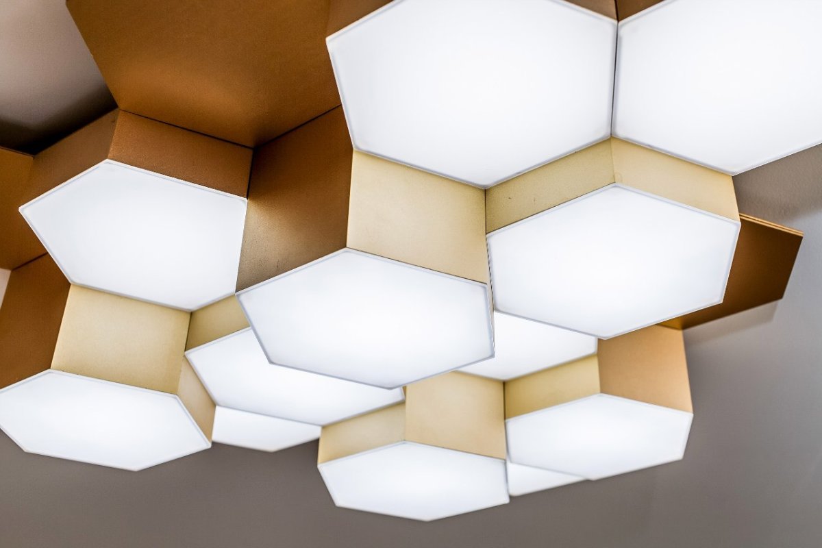 Интерьер ресторана в эко стиле