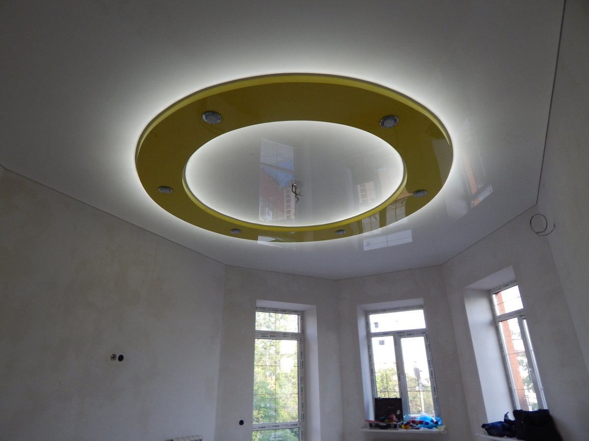 Двухуровневый круглый потолок