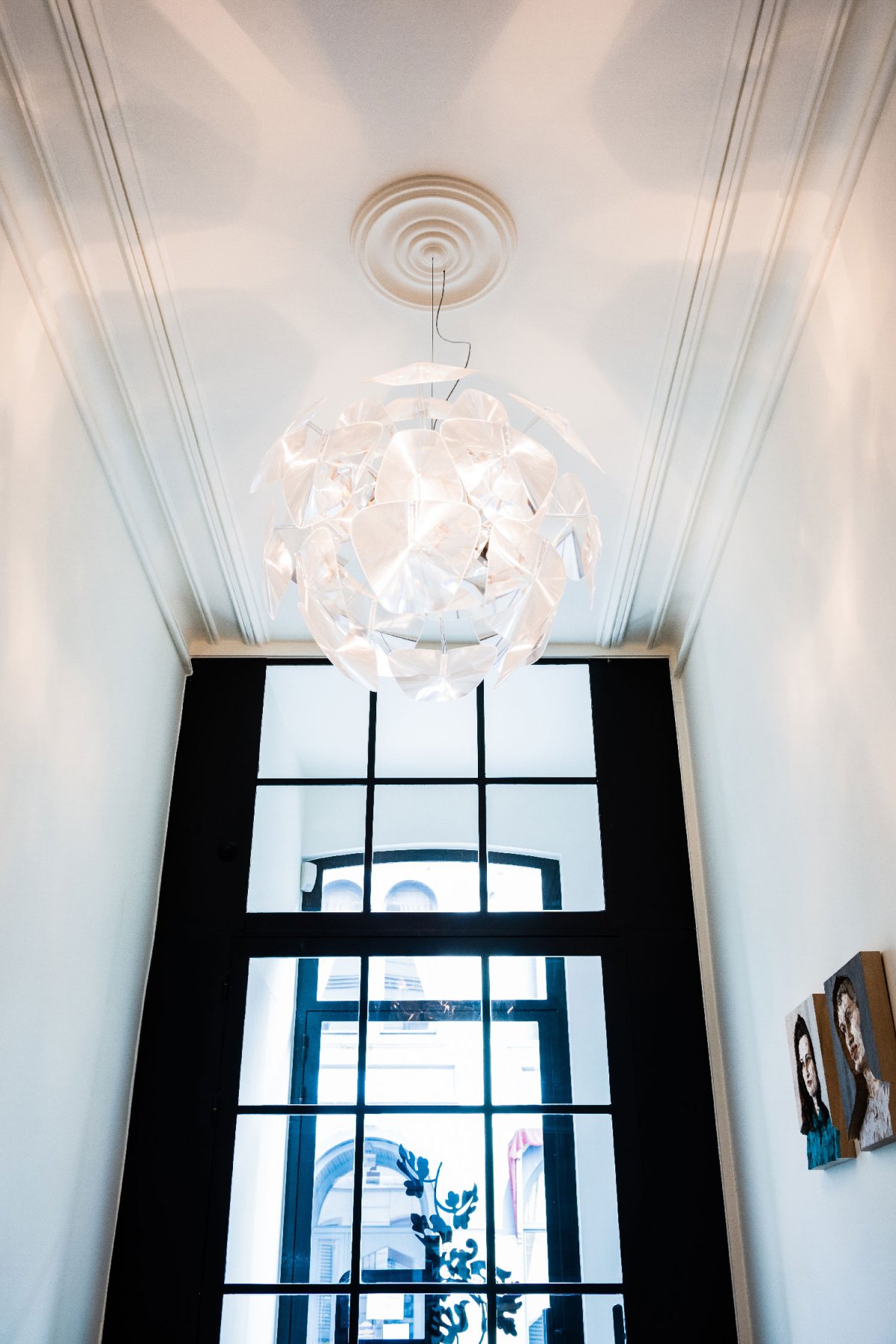 Розетка Orac Decor r09