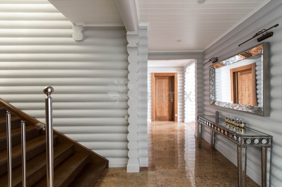 Плинтус в деревянном доме