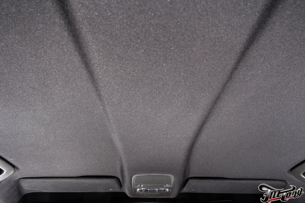 Infiniti qx70 чёрный потолок алькантарой