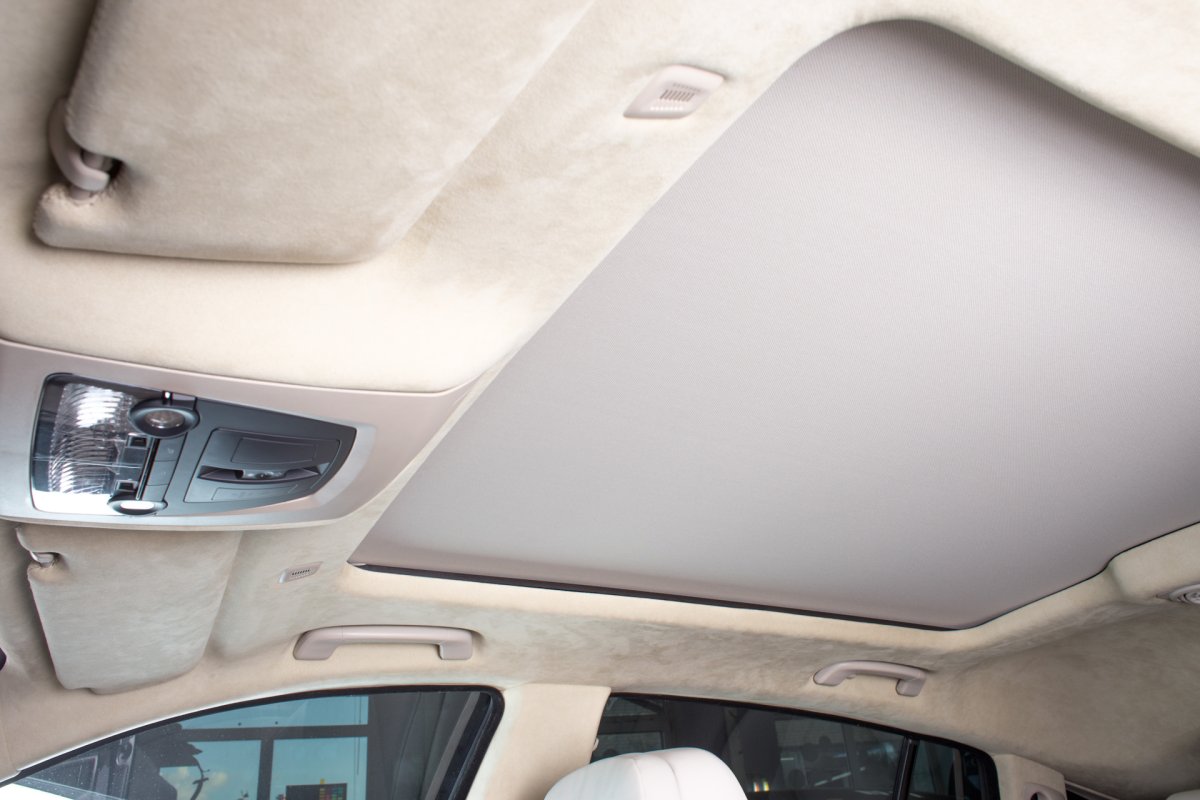 Ткань потолочная автомобильная