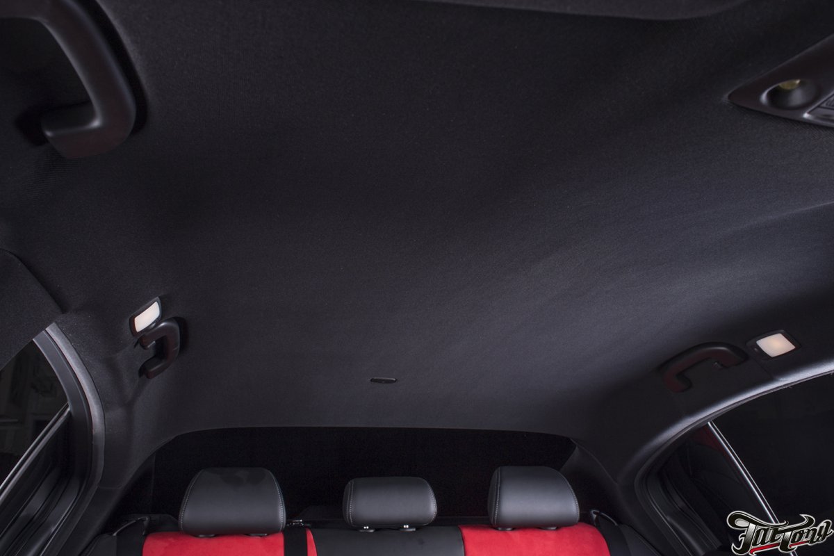 Range Rover кожаный потолок