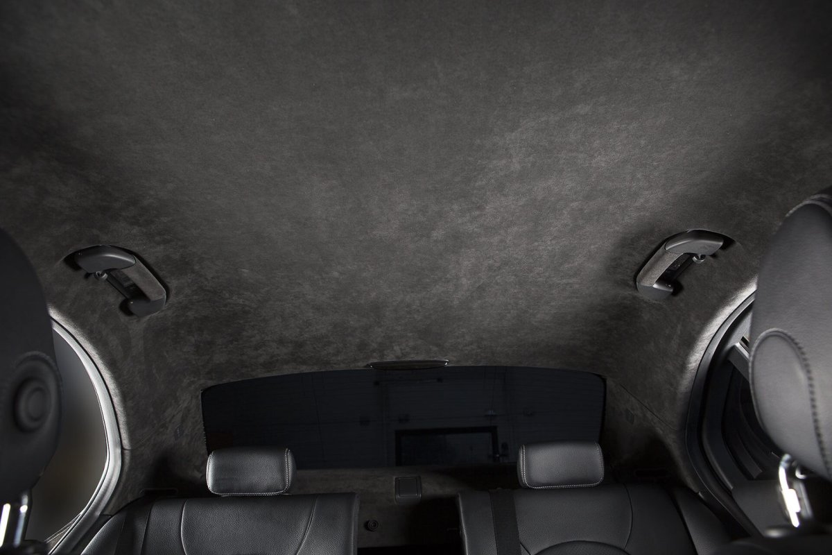 Инфинити q 50 черный потолок в алькантару