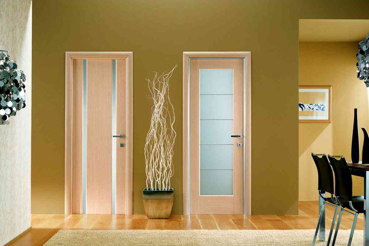 Межкомнатные двери и двери для ванны и туалета должны быть одинаковые