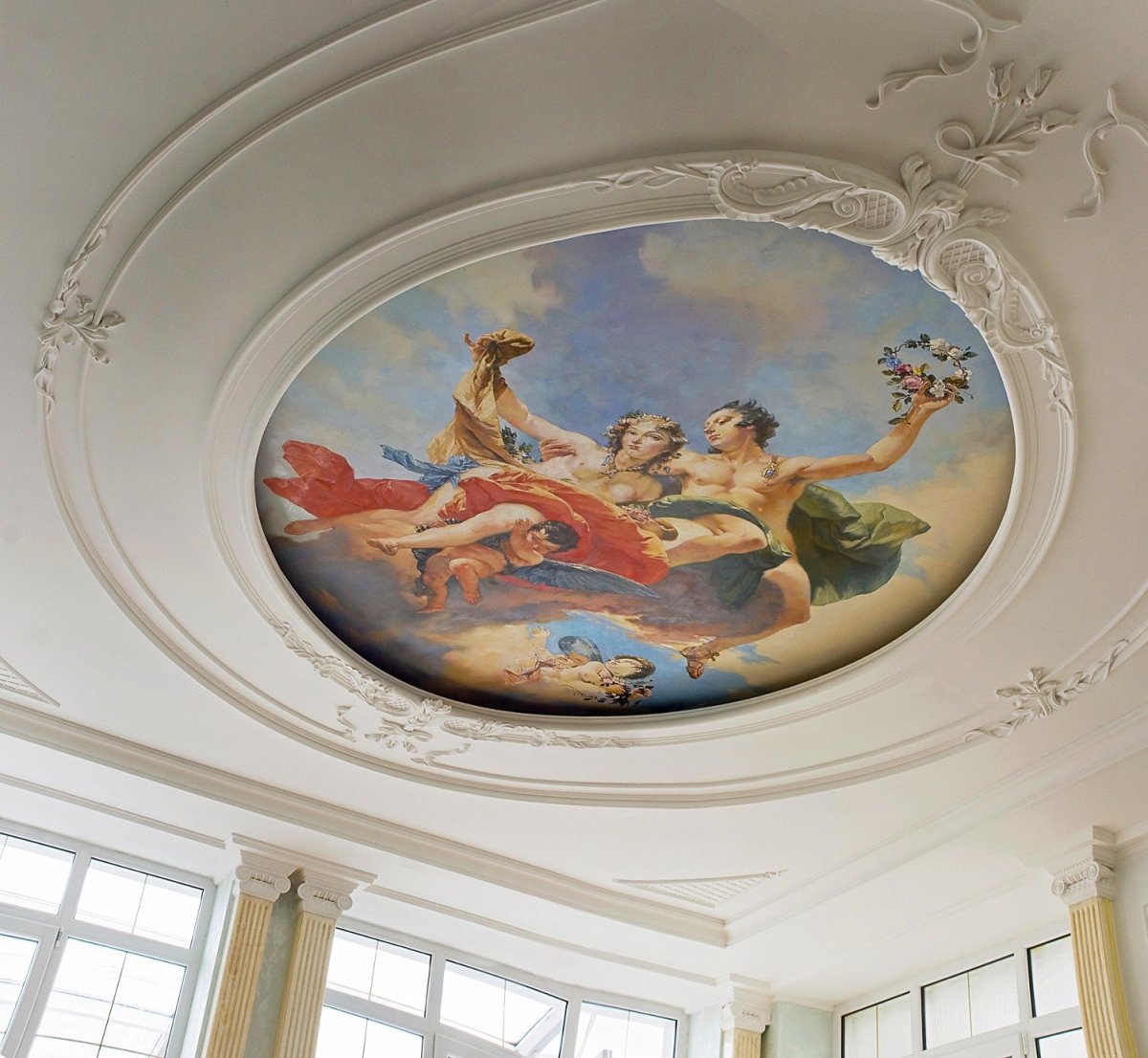 Натяжные потолки классика Барокко