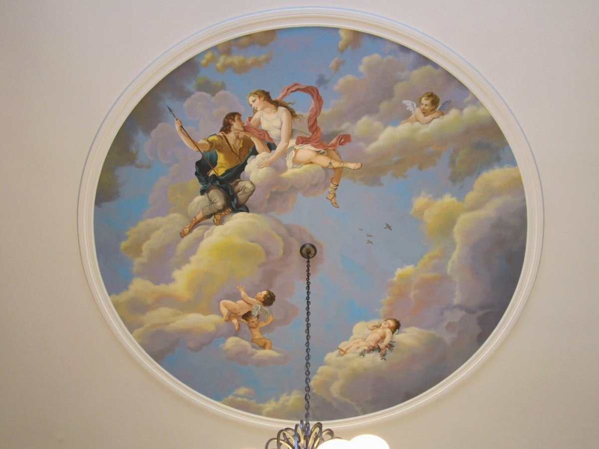 Натяжной потолок с фотопечатью в зал царские