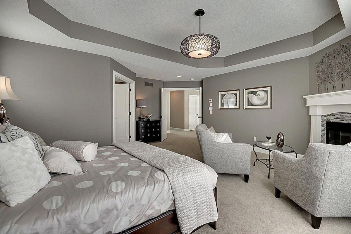 Лепнина на потолке