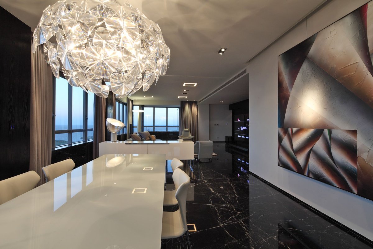 Гостиная с мраморным полом