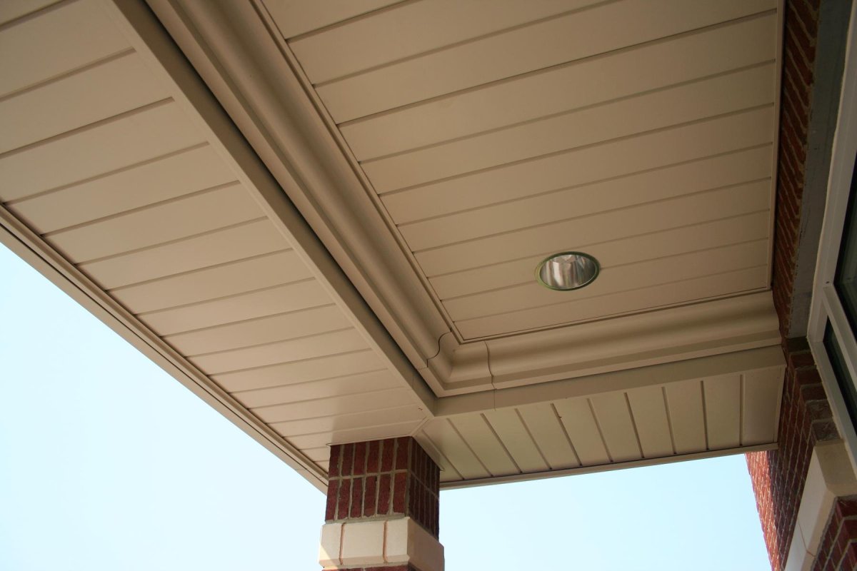 Софит перфорированный, подшивка свесов