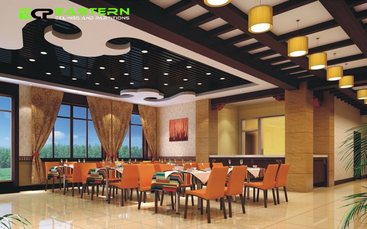 Натяжные потолки оранжевые