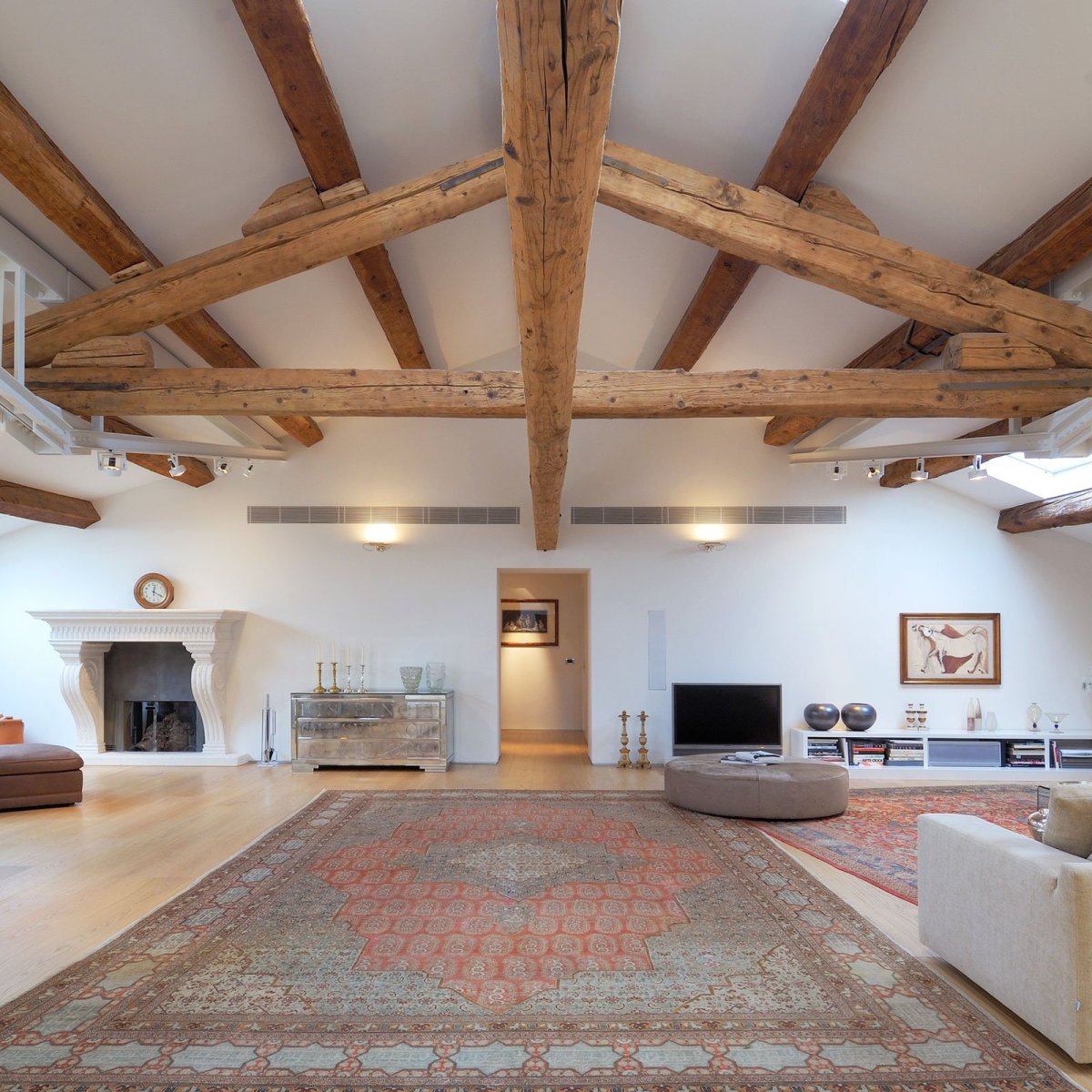 Фальшбалки лофт стиль