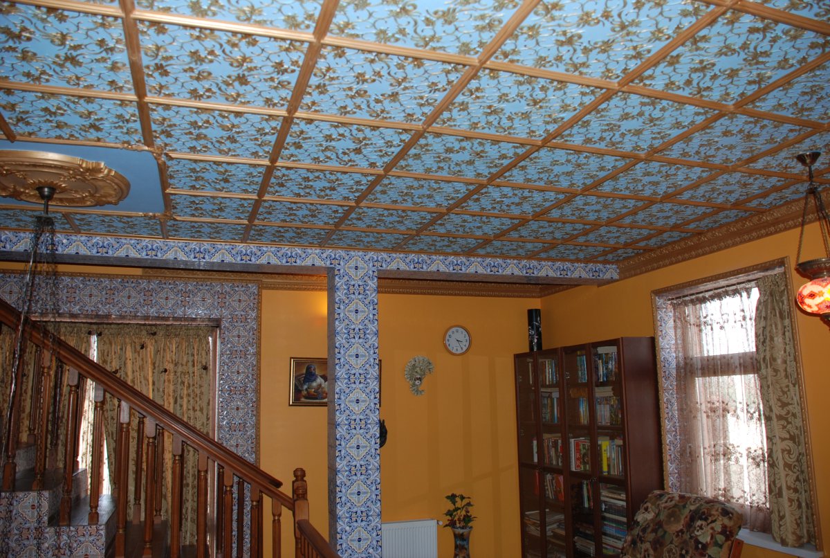 Отделочные потолочные плиты