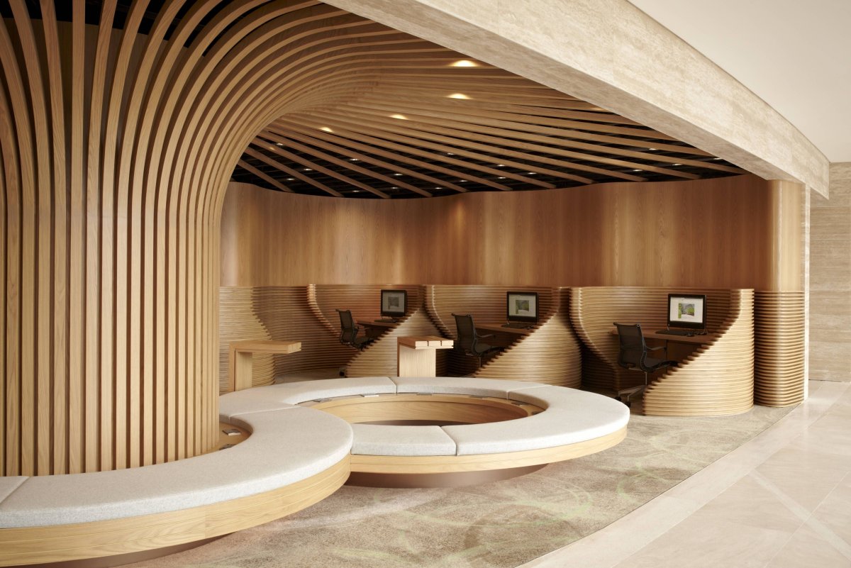 Спальня в доме в стиле футуризм с наклонным потолком