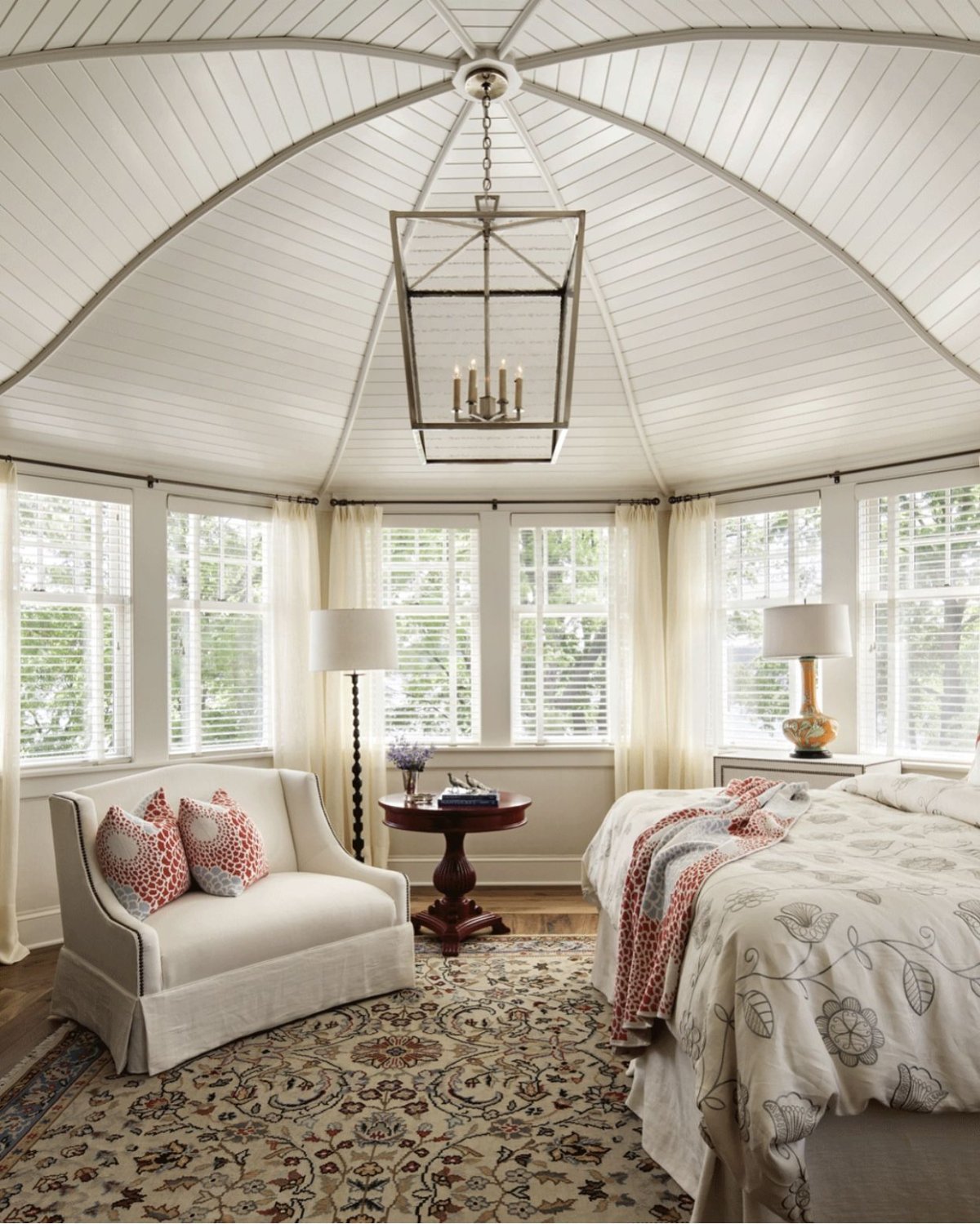 Купольный потолок в интерьере