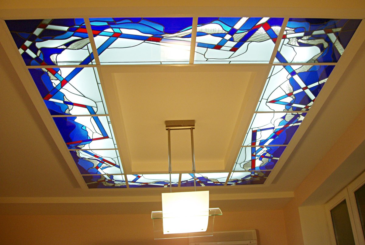 Навесные стеклянные потолки