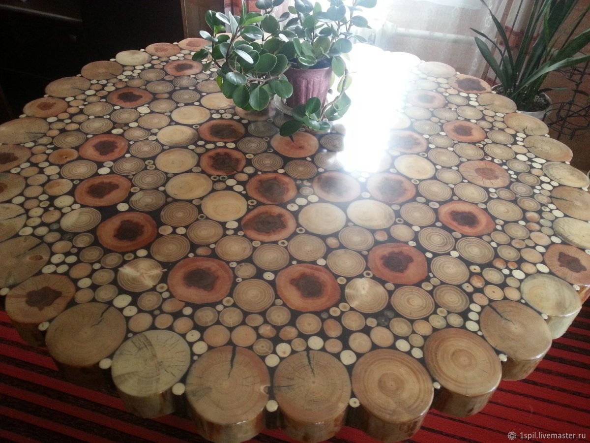 Спилы дерева в интерьере