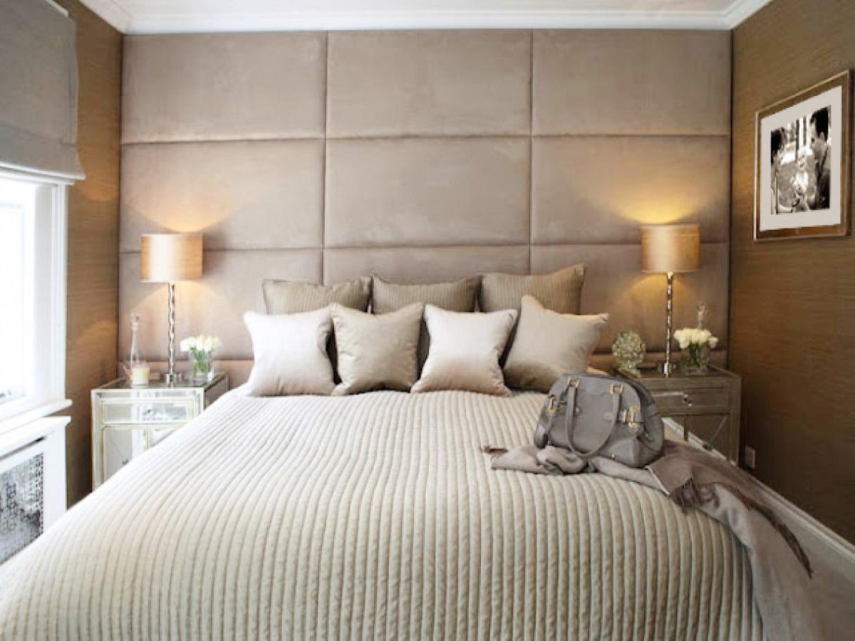 Изголовье до потолка