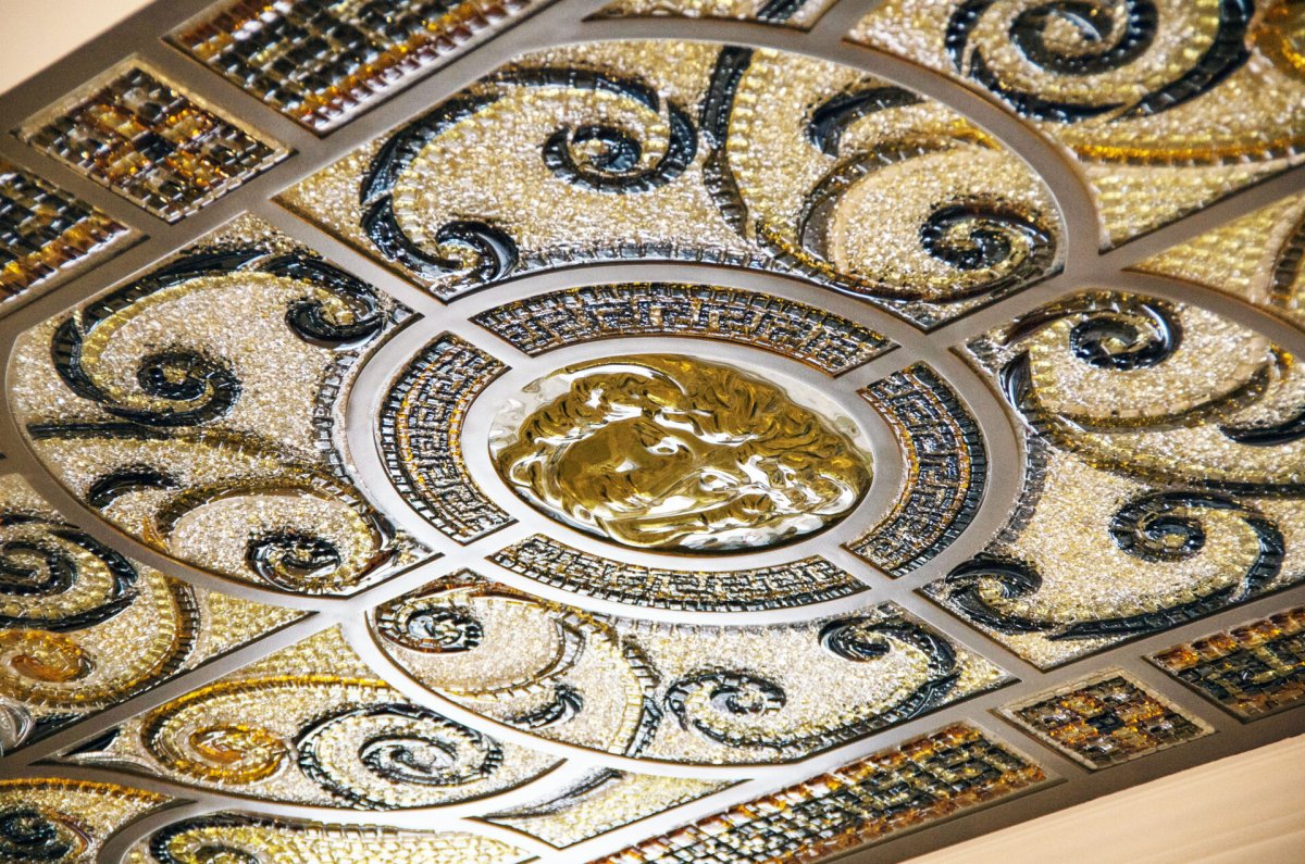 Потолочный витраж Versace