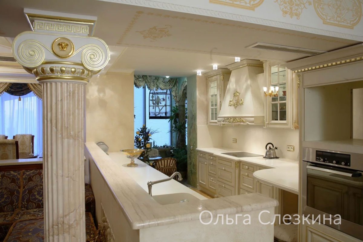 Натяжные потолки фотопечать Версаче