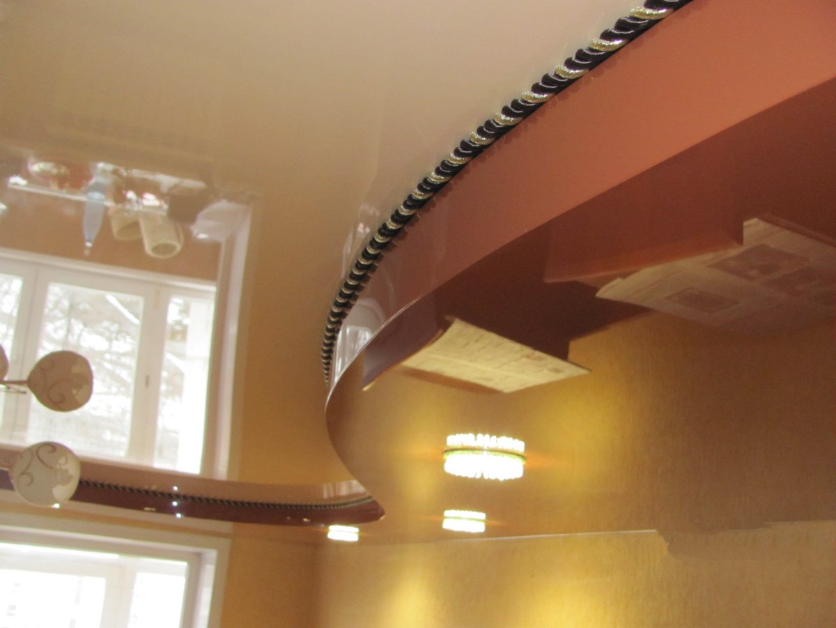 Канат вместо плинтуса на потолок