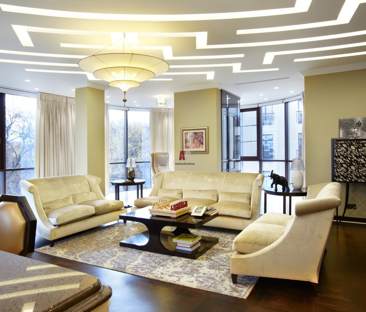 Гостиная неправильной формы