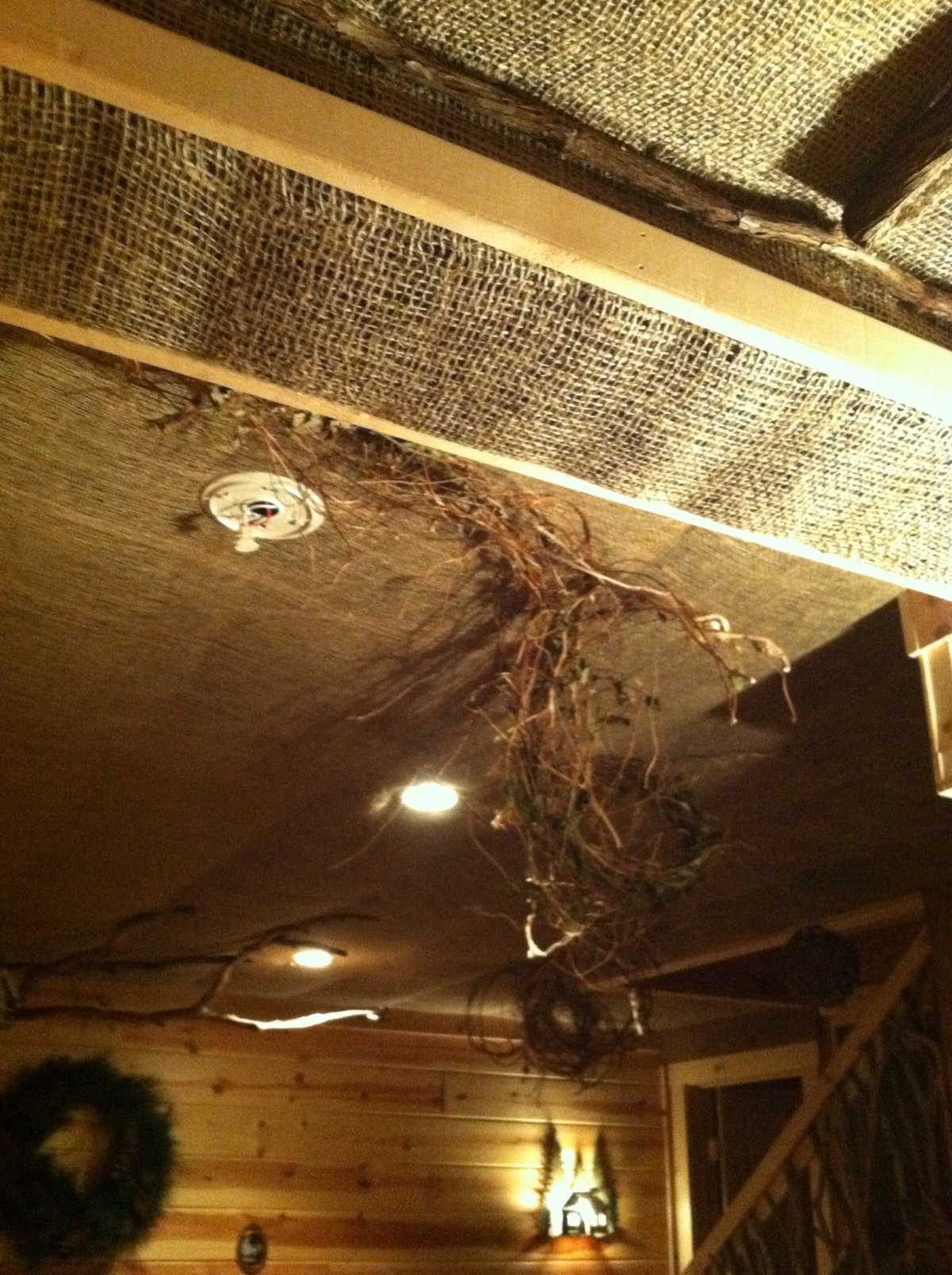 Беседка в деревенском стиле