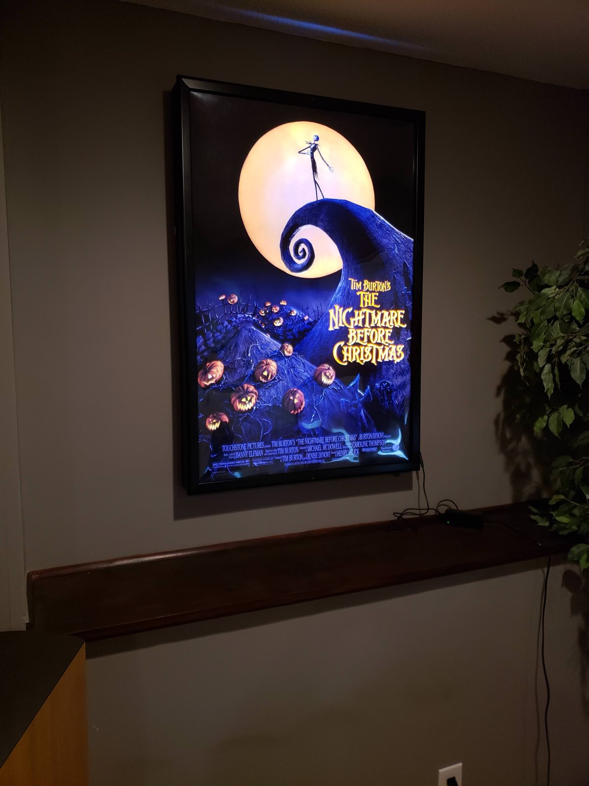 Световые панели на стену