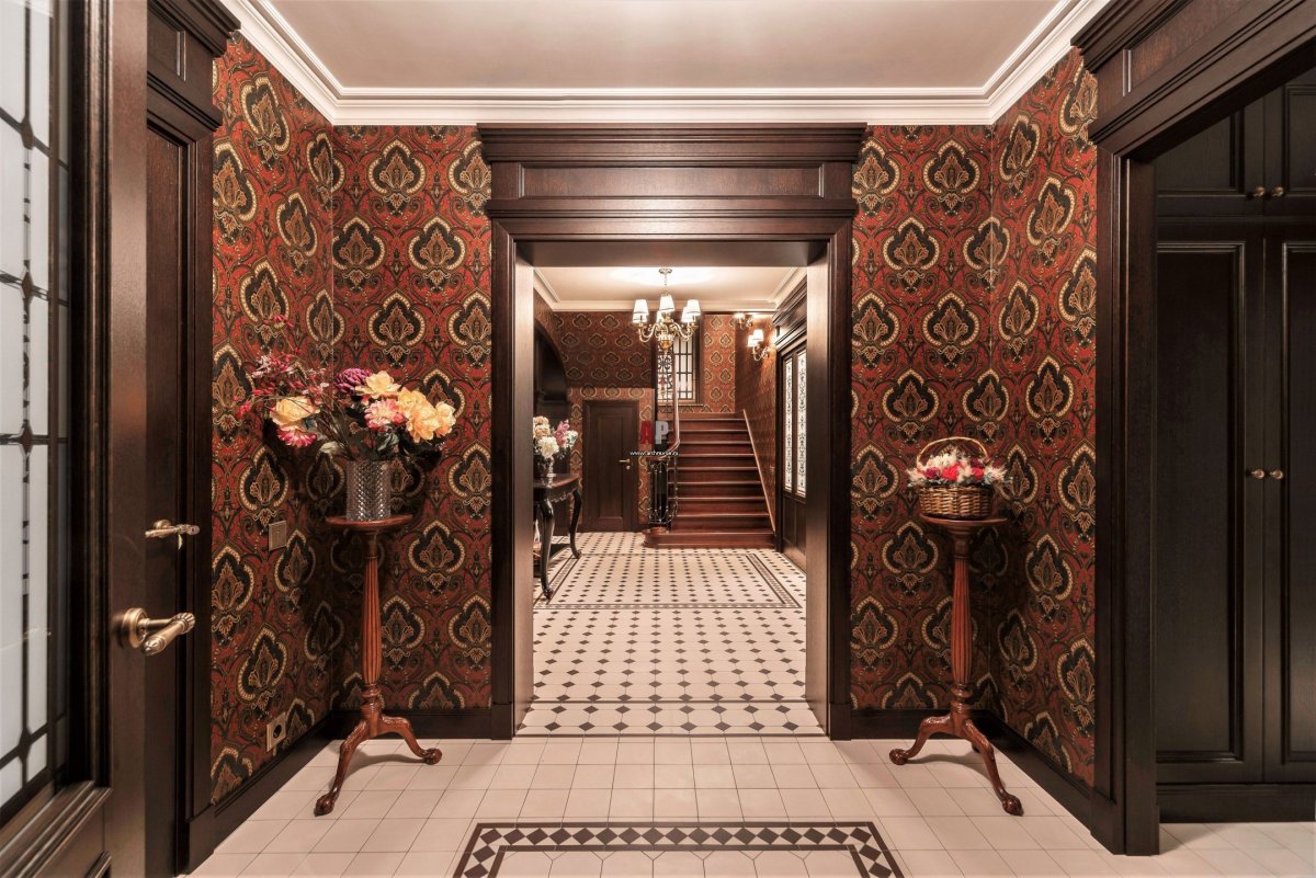 Холл в викторианском стиле