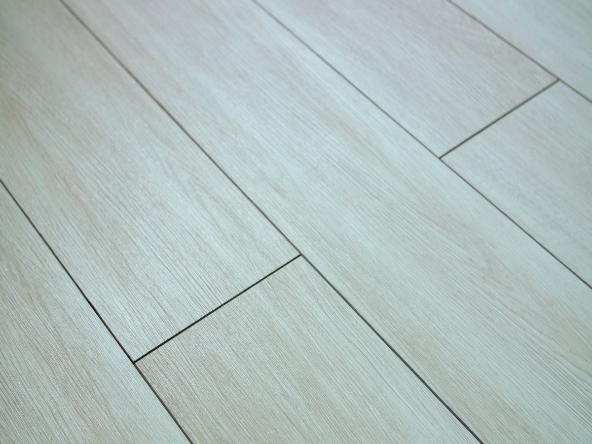 Ламинат виниловый водостойкий артикул 81932099