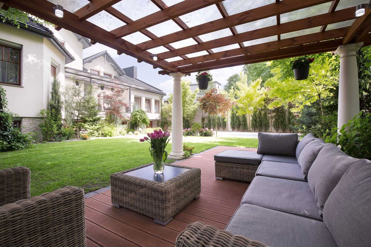 Отдельностоящая терраса из дерева