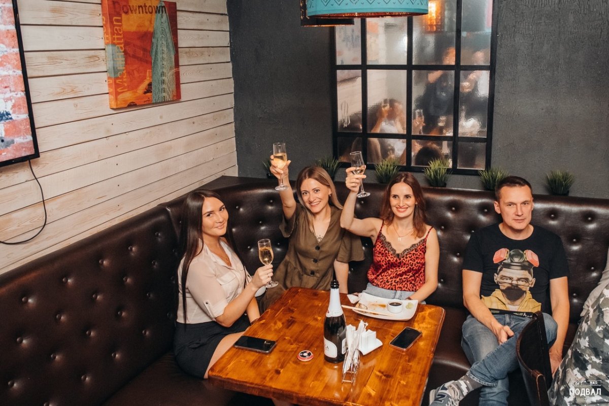 Облака лофт бар, Клин