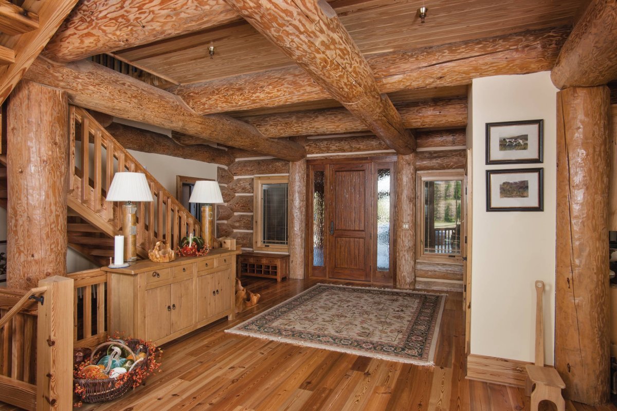 Потолок в Старом деревянном доме