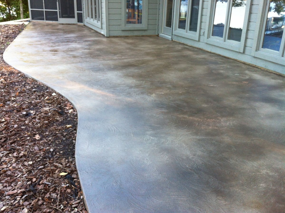 Покрасить бетонную дорожку