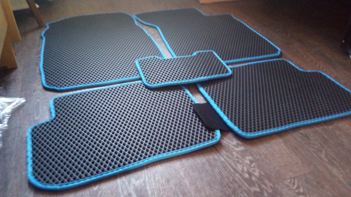 Ковёр соты в прихожую купить в Москве