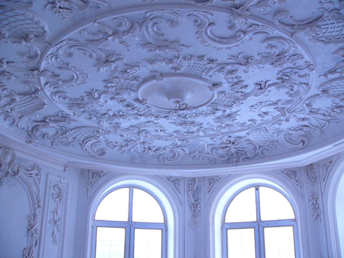 Патинирование гипсовой лепнины