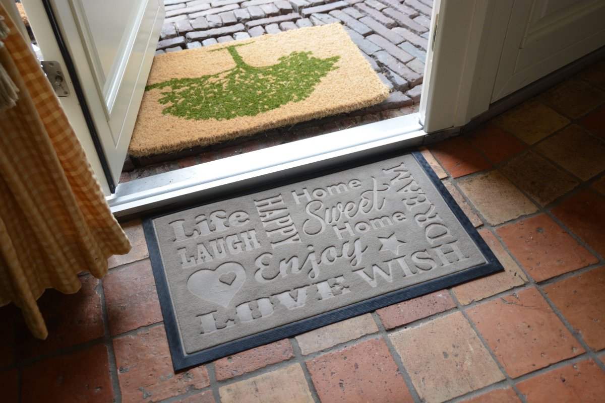 Doormat Sadge