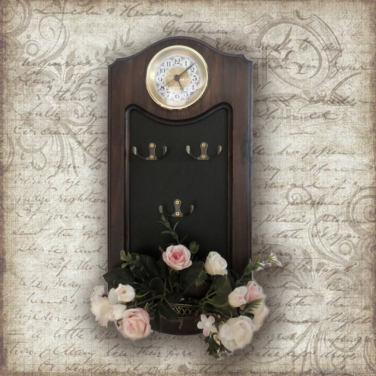 Оригинальная вешалка для ключей